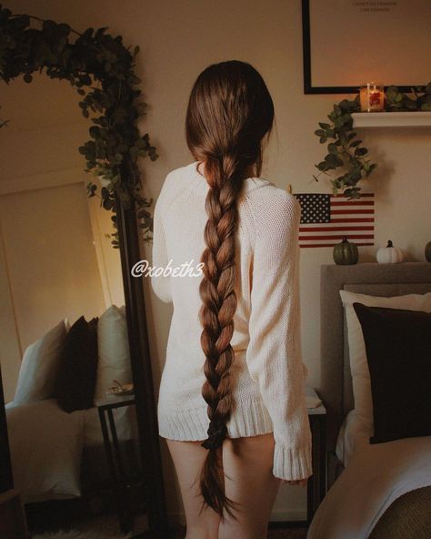 Long Shiny Hair, Long Silky Hair, Rapunzel Hair, Long Hair Pictures, Really Long Hair, Long Hair Girl, Beautiful Long Hair, Life Tips, Beauty And Lifestyle