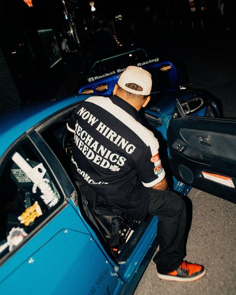 The Yen is down, Iconaclub is up. Shot by @rayishidden Cars @hardcoretokyo @j.beat_customshop Cool Car Photoshoot, In Car Picture Ideas, Car Photoshoot Ideas, Clothing Photoshoot, Car Shoot, Streetwear Photoshoot, Ig Poses, Minimal Bathroom, Car Photoshoot