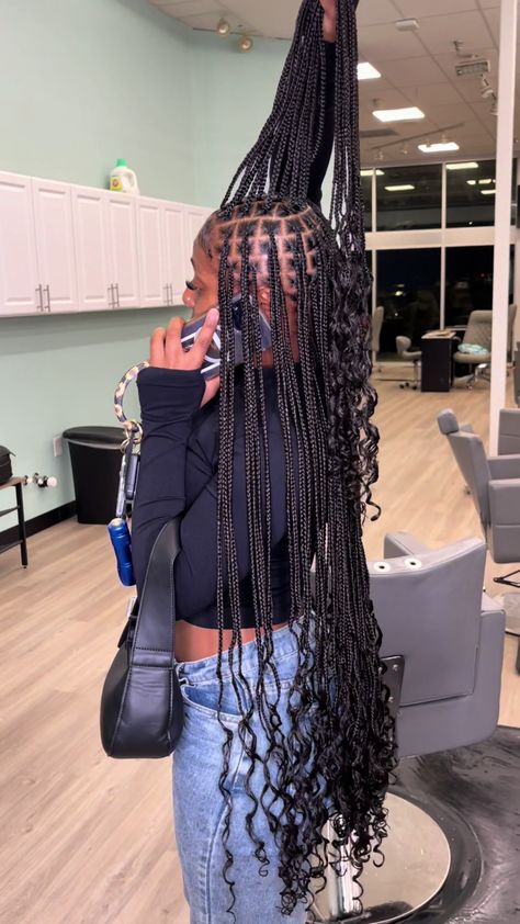 Small Small Knotless Braids, Cute Small Knotless Braids, Small Knotless Box Braids Long With Beads, Braids Hairstyles With Curls At The End, Cute Hairstyles With Braids And Curls, Small Boho Knotless Braids With Curly Ends, Small Knotless Box Braids Long Curls, Long Knotless With Curls At The End, Medium Parts Knotless Braids