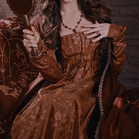 1500s Dress, Narnia Prince Caspian, Royal Aesthetic, Fairytale Photography, Black Bride, Orange Aesthetic, Princess Aesthetic, Fantasy Aesthetic, High Fantasy