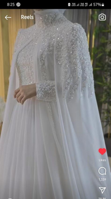 Arabic Wedding Dress Muslim, Cape Sleeve Wedding Dress, Nikkah Dress Muslim, Fashion Bride Dresses, Turkish Wedding Dress, Wedding Abaya, Nikah Outfit, Chic Prom Dresses, Muslimah Wedding Dress