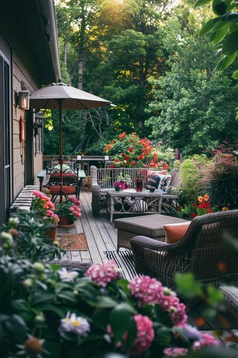 Maximizing Style: Small Sloped Backyard Deck Ideas Side Decks On House, Small Sloped Backyard, Small Sloped Backyard Ideas, Layered Deck, Cottage Deck, Backyard Deck Ideas, Garden Escape, Cozy Garden, Deck Makeover