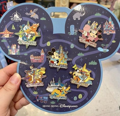 Disney Pin Display, Disney Sweets, All Disney Characters, Disney Pins Sets, Disney Pin Collections, Disney Pin Trading, Disney Cuties, Disneyland Food, Disney World Vacation Planning