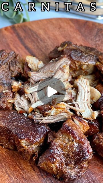 Stella Navarro-Kim on Instagram: "How to make carnitas the traditional way! Carnitas, which means “little meats” in Spanish, is a Mexican pork confit. It is the Mexican version of pulled pork, except it is slow cooked in lard for a crispy exterior and super tender & moist on the inside. This dish originated in the state of Michoacán, and every region has their own way of making it. My recipe isn’t particularly from any region- this is just how I like it, pulling ideas from the different ways it is made across Mexico. Aside from being super delicious and packed with flavor, a big reason why I love this dish is because it freezes really well! You can make large batches and freeze for easy weeknight dinners. It is also extremely versatile- the amount of dishes you can make with carnitas How To Make Carnitas Mexican Recipes, Healthy Carnitas Recipe, Instant Pot Carnitas Pork, Carnitas Dinner Ideas, Mexican Ribs, Pork Confit, Authentic Carnitas Recipe, How To Make Carnitas, Christmas Dinner Side Dishes