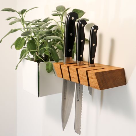 Knife Block Diy, Knife Magnet, Magnetic Knife Block, Kitchen Knife Storage, Kitchen Knife Holder, Magnetic Knife Rack, Mini Knife, Knife Blocks, Magnetic Knife Blocks