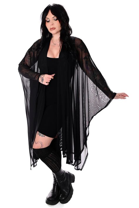 Lazy Goth Outfits, Dark Boho Fashion, Spooky Outfits, Dark Gothic Fashion, Spooky Summer, Hair Model, Maxi Dress Evening, Goth Outfits, Feminine Outfit