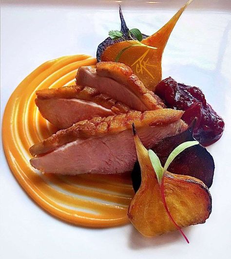 Credit to @chefrichardknott Seared Duck Breast, Roasted Butternut Squash Purée, Roasted Beets, Cran-Cherry Jam – Premier Selection Duck Breast Recipes Fine Dining, Duck Plating, Gourmet Food Presentation, Beet Puree, Duck Breast Recipe, Seared Duck, Gourmet Food Plating, Butternut Squash Puree, Squash Puree