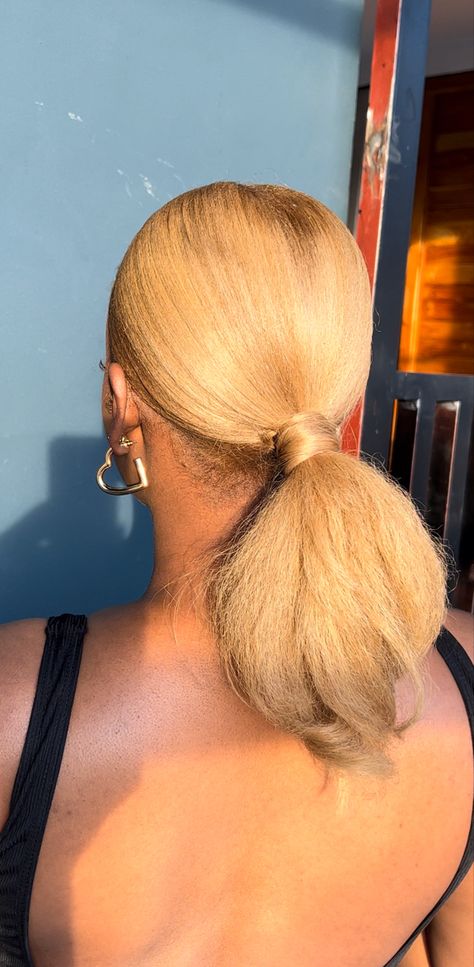 Blonde Blowout Black Women, Blonde Slick Back Hair Black Women, 4c Blonde Natural Hair, Honey Blonde Silk Press, Blonde Ponytail Black Women, Golden Blonde Hair Black Women, Naruto Hairstyles, Blonde Silk Press, Ponytail Blonde Hair