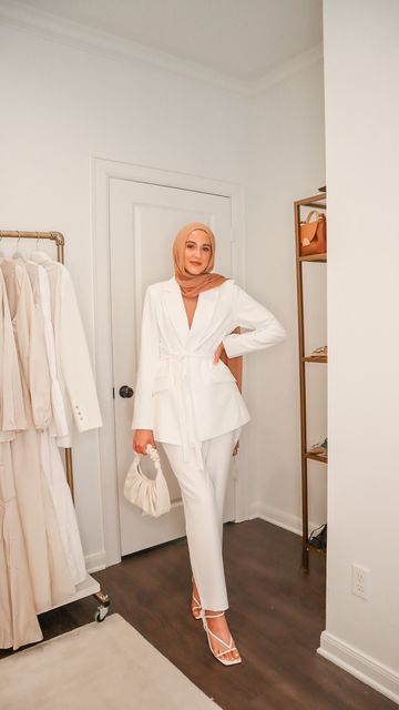 LEENA SNOUBAR on Instagram: "What’s Eid without chaos in the morning 😂" Leena Snoubar, Modest Beauty, Modest Outfits Muslim, Outfits Muslim, Ladies Suits, Modest Fits, White Suit, Hijabi Outfits Casual, Modesty Fashion