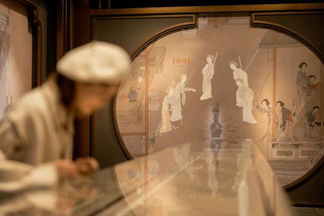 Women and Femininity in Ancient China → HKHM | WARE Museum Interactive Ideas, China Exhibition, Multimedia Design, Interactive Exhibition, Heritage Museum, Interactive Art, Teaching Activities, Ancient China, Museum Exhibition