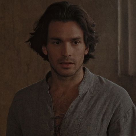 aesthetic icon Lancelot Merlin Aesthetic, Merlin Pfp Bbc, Arthur Dayne Aesthetic, Santiago Cabrera Lancelot, Lancelot Aesthetic, Arthurian Mythology, Wylla Manderly, Lancelot Merlin, Merlin Aesthetic