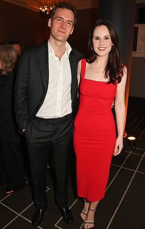 Michelle Dockery and husband Jasper Waller-Bridge Michelle Dockery Street Style, Michele Dockery, Michelle Dockery Red Carpet, Michelle Dockery, Dramatic Classic, Black White Dress, Pink Black, True Colors, Black Pink