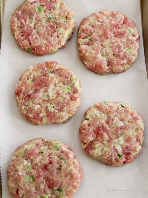 Recipes With Fresh Tuna, Fresh Tuna Burger Recipes, Tuna Steak Burgers, Ahi Tuna Burger Recipes, Fresh Tuna Recipes Healthy, Fresh Tuna Recipe, Frozen Tuna Recipes, Yellow Fin Tuna Recipe Easy, Fresh Tuna Fish Recipes