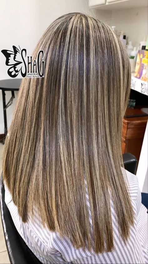 Fine Highlights Blonde, Blonde And Carmel Hair Highlights, Top Layer Highlights, Hair Cuts With Highlights, Blonde Highlights On Dark Hair Straight, Straight Highlighted Hair, Jennifer Lopez Highlights, Streak Highlights, Scattered Highlights