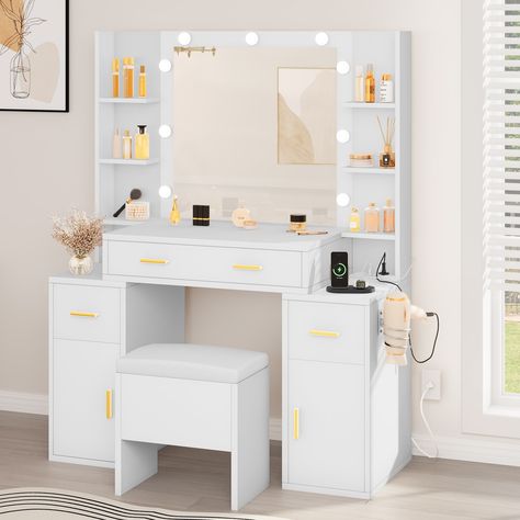 Mirror With Table, Makeup Dressing Table Ideas, Small Bedroom Dressing Table Ideas, Dressing Table And Mirror, Vanity Design Bedroom, Dressing Design For Bedroom, Classy Wardrobe Design, Dressings Table Design, Dressing Mirror With Lights