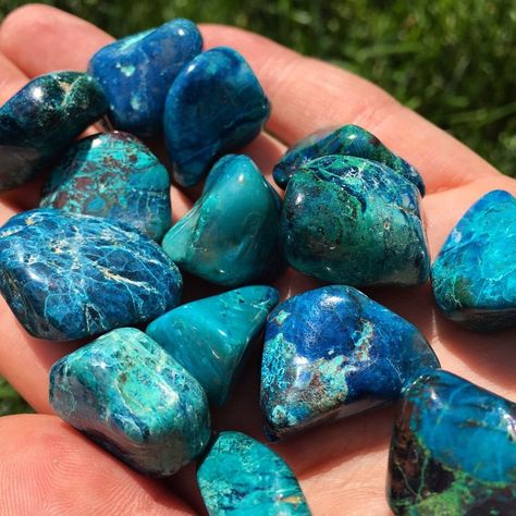 Shadow Realm, Crystal Seashells, Happy Pregnancy, Decorative Stones, Gem Silica, Underwater City, Turquoise Blue Color, Crystal Energy, Cool Rocks