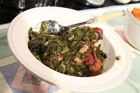 Mustard Greens Recipe, Sweetie Pies Recipes, Collard Greens Recipe, Sausage Dishes, Turnip Greens, Southern Cuisine, Nyt Cooking, Mustard Greens, Sweet Food