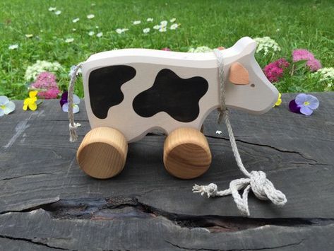 Cow Toys, Pull Along Toys, Making Wooden Toys, Wood Toys Plans, Toys For Babies, Wooden Toys Plans, Woodworking Toys, Handmade Wooden Toys, Kids Wooden Toys