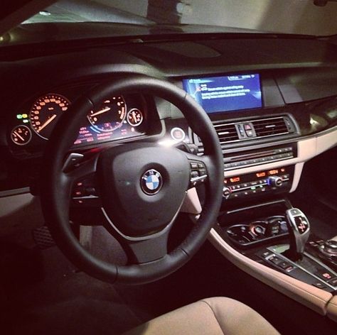 BMW 528i Bmw Inside, Bmw Interior Aesthetic, Bmw M5 F90 Interior, Bmw 7 Series Interior, Bmw F10 Interior, Bmw 528i, Beautiful Cars, Cars, Bmw