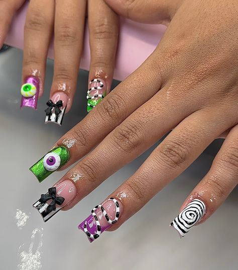 Beetlejuice, Beetlejuice, NAILS SLAYED! 🪲💜👁️ 𝙻𝚘𝚌𝚊𝚝𝚎𝚍 𝚒𝚗 𝚀𝚞𝚊𝚔𝚎𝚛𝚝𝚘𝚠𝚗, 𝙿𝙰 📍 ♡ 𝙾𝙲𝚃𝙾𝙱𝙴𝚁 𝙰𝙿𝙿𝙾𝙸𝙽𝚃𝙼𝙴𝙽𝚃𝚂 𝙰𝚅𝙰𝙸𝙻𝙰𝙱𝙻𝙴, 𝚕𝚒𝚗𝚔 𝚒𝚗 𝚋𝚒𝚘! 🔗 𝐓𝐨 𝐬𝐞𝐞 𝐦𝐨𝐫𝐞 𝐨𝐟 𝐦𝐲 𝐬𝐞𝐭𝐬, 𝐟𝐨𝐥𝐥𝐨𝐰 @shady.klawz 💞 #explorepage #lehighvalleynails #panailtech #shadyklawz #nailinspo #trending #reels #panails #phillynails #acrylicnails #nailtutorials #quakertownnails #centervalley #nailsnailsnails #lehighuniversity #lehighvalleylashes #allentownnails #eastonnails #bethlehemnails #exploremore #fallnails #pinterest #trickortreat #halloweenn... Beatle Juice Nails Acrylic, Beetlejuice Stilleto Nails, Beetlejuice Manicure, Bettle Juice Short Nail Ideas, Halloween Nails Acrylic Beetlejuice, Beetlejuice Nails, Lehigh University, Trending Reels, Beetlejuice Beetlejuice