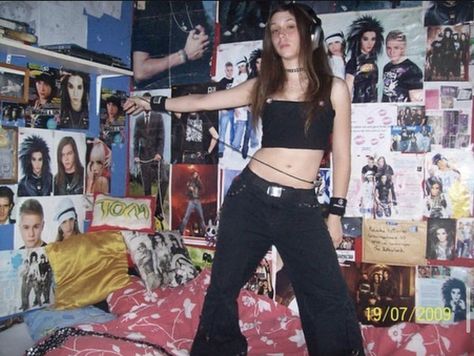 2000s Nostalgia, Indie Sleaze, Older Sister, Mall Goth, Tokio Hotel, 2000s Fashion, Dream Room