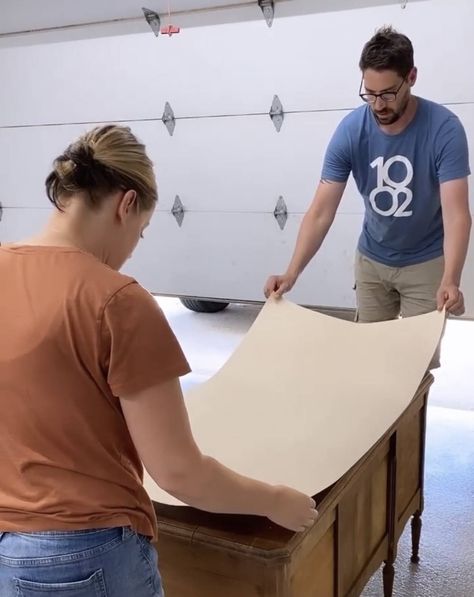 How to Apply Wood Veneer | Reality Daydream Replacing Wood Veneer, Replacing Veneer On Furniture, Replacing Veneer Table Top, Veneer Wood Projects, How To Apply Wood Veneer, Veneer Table Makeover, Wood Veneer Wall, Wood Veneer Projects, Desk Makeover Diy