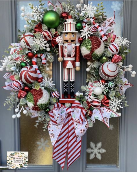 Discover 50 enchanting Christmas wreath ideas to adorn your home with festive charm. From traditional evergreen wreaths adorned with vibrant red bows to modern twists featuring metallic accents, this curated collection offers a diverse range of styles to suit every taste. Explore DIY options for a personal touch or indulge in professionally crafted designs for a hassle-free holiday decor. Interior Design Christmas, Nutcracker Wreath, Nutcracker Christmas Tree, Christmas Home Decorations, Christmas Wreath Ideas, Turquoise Christmas, Holiday Wreaths Christmas, Holiday Wreaths Diy, Buffalo Check Christmas