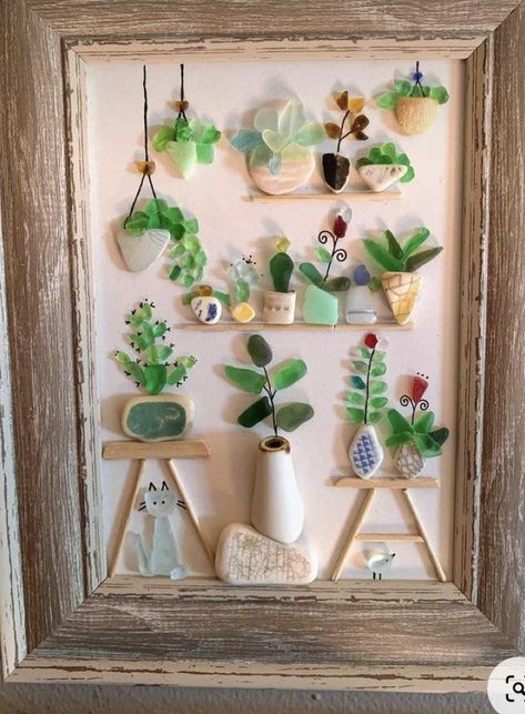 Seaglass Shadow Box Ideas, Glass Wall Art Sea, Sea Glass Plant Art, Sea Glass Art Beach Scene, Mermaid Sea Glass Art, Sea Plants, Sea Glass Art Projects, Pebble Art Family, Glass Art Projects