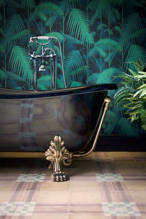 The Corner Townhouse in Rome, Italy.  [link url="http://www.cntraveller.com/recommended/hotels/best-hotels-rome-italy"]Read the feature>>[/link] Jungle Bathroom, Tropical Bathroom, Wallpaper Bathroom, Green Mosaic, Outdoor Bathroom, Popular Interior Design, Palm Wallpaper, Cole And Son Wallpaper, Stone Bath