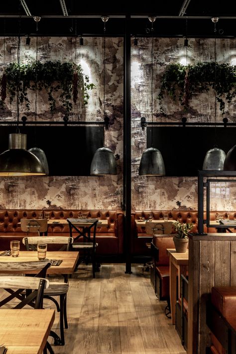 Steakhouse Interior Design, Fire Restaurant, Industrial Restaurant Design, Rustic Restaurant Interior, Italian Restaurant Design, Italian Restaurant Interior, Restaurant Design Rustic, Italian Restaurant Decor, Pizzeria Design