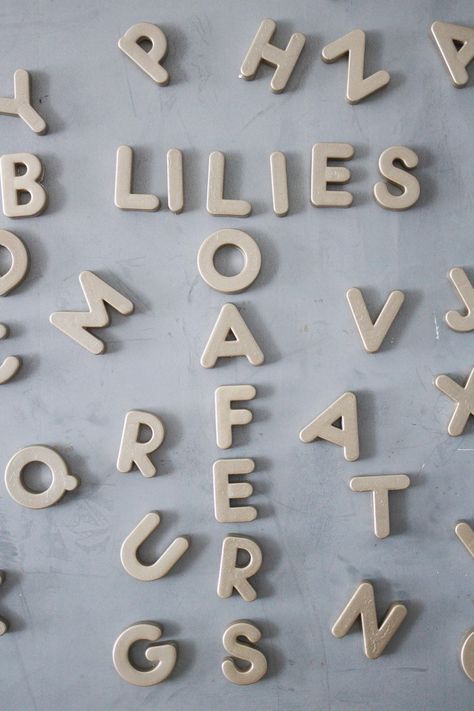 DIY Metallic Alphabet Magnets Diy Letter Magnets, Diy Magnetic Letters, Clay Letters Diy, Diy Alphabet Letters, Magnet Letters, Diy Magnet Board, Magnetic Alphabet Letters, Small Alphabets, Alphabet Magnets