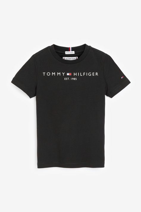 Great for everyday wear, the bestselling crew neck is made from 100% organic cotton and features signature Tommy Hilfiger branding on the chest as well as an embroidered flag on the sleeve. Machine washable. 100% Organic cotton. Workwear Trousers, Curve Jeans, Sport Swimwear, Pajama Shirt, Shirt Skirt, Girls Tshirts, Jeans Shop, Tommy Hilfiger, Everyday Wear