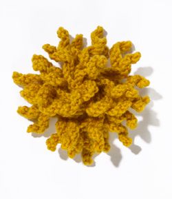 Crocheted Flower Crochet Chrysanthemum, Crochet Flowers Pattern, Picot Crochet, Flower Chrysanthemum, Crochet Puff Flower, Crocheted Flower, Crochet Flowers Free Pattern, Coral Sea, Crochet Lace Edging