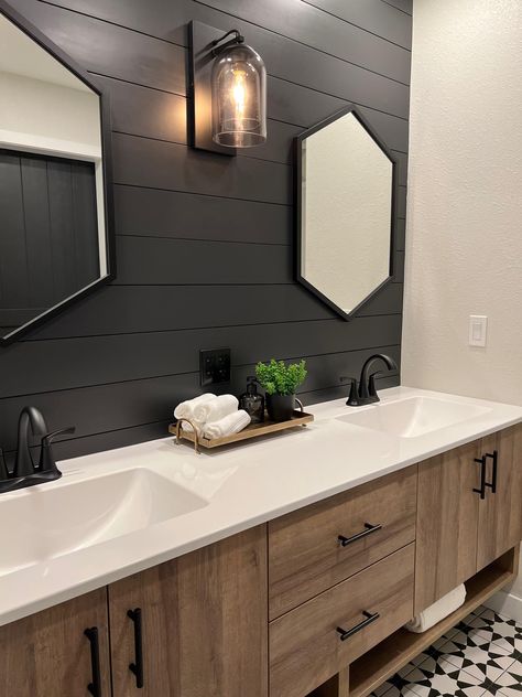 Black And White Bathroom Wood Accents, Bathroom With Black Shiplap Wall, Dark Grey Bathroom Cabinets Vanities, Black White And Wood Master Bath, Gray Counter Bathroom, Wood And Black Bathroom Ideas, Black And White Oak Bathroom, Black White And Oak Bathroom, Sleek House Interiors