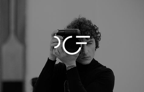 PHOTOGRAPHICFRAME - Giuseppe Manzi on Behance Minimal Photography Logo Design, Photo Studio Branding, Brand Identity Photography, Photography Studio Branding, Logo Photography Design, Photo Studio Logo, Modern Photography Logo, Photography Studio Logo, Photography Branding Logo