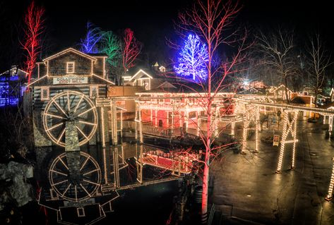 Winterfest Celebration Dollywood Christmas, Gatlinburg Christmas, Dollywood Park, Smoky Mountain Christmas, Tennessee Christmas, Holiday Lights Display, Smoky Mountains Vacation, Tennessee Vacation, Gatlinburg Tennessee