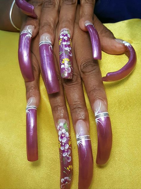 90s Long Nails, Old School Acrylic Nails, 90s Acrylics, Long Nails For Kids, Ugly Acrylic Nails, Curved Nails Acrylic, Ugliest Nails, Lowrider Nails, Hyper Realistic Nails