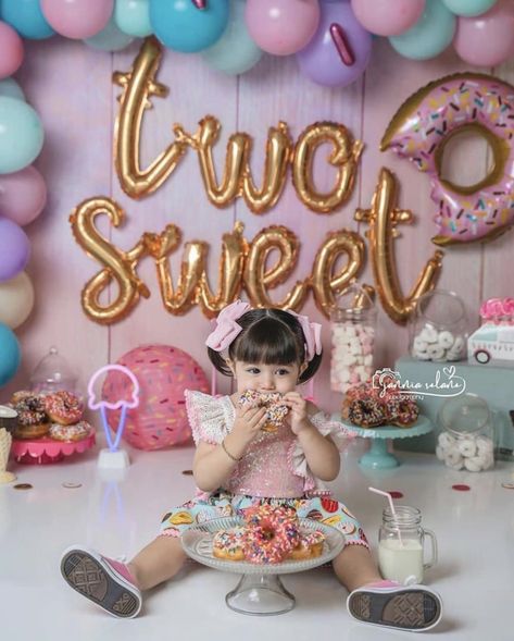 Two Sweet Theme, Second Birthday Photos, Two Sweet Birthday, 2nd Birthday Photos, Wild Birthday Party, Baby Birthday Decorations, 2nd Birthday Party Themes, Two Sweet, Sweet Birthday