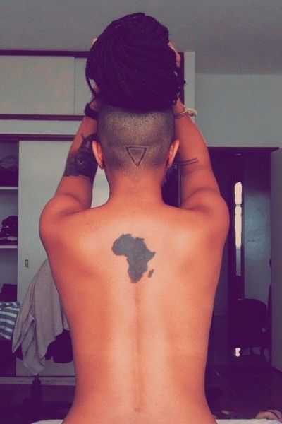 Small Tattoos Black, Small Tattoos Black Women, Afro Tattoo, Tattoos Black Women, Butterfly Ankle Tattoos, Small Dope Tattoos, Black People Tattoos, Dark Skin Tattoo, Faith Tattoo On Wrist