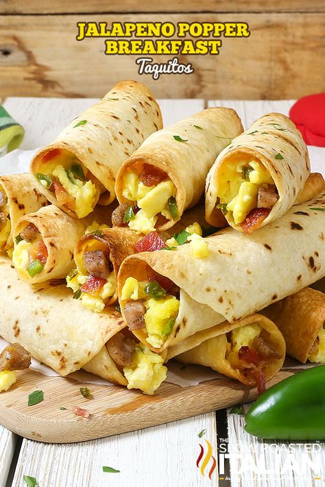 Jalapeno Popper Breakfast Taquitos are loaded with creamy eggs, jalapenos, bacon, sausage and ooey gooey cheese. They are perfectly satisfying and bursting with flavor. This simple recipe couldn't possibly get much better than that. Except you can make these ahead and warm them up for the perfect weekday breakfast! SCORE!!! Jalapeno Breakfast, Breakfast Pinwheels, Breakfast Taquitos, Weekday Breakfast, Creamy Eggs, The Slow Roasted Italian, Good Morning Breakfast, Bacon Sausage, Supper Ideas