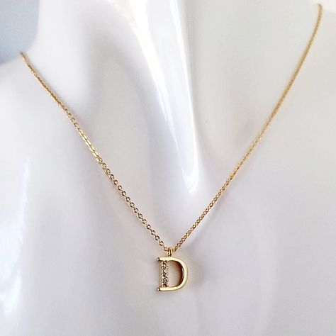 D Necklace, Dainty Necklace Gold, Letter Charm Necklace, Gold Initial Pendant, Crystals Necklace, Pretty Jewelry Necklaces, Personalized Cards, Gold Rings Fashion, Initial Pendant Necklace