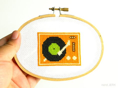 Cross Stitch Projects Ideas, Cross Stitch Pattern Maker, Stocking Pattern, Perler Bead Art, Record Player, Embroidery Inspiration, Cross Stitch Art, Hoop Art, Cross Stitch Kit