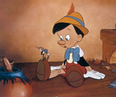 Pinocchio | American animated film ... Pinnochio Aesthetic, Disney Classics Aesthetic, Classic Disney Aesthetic, Old Disney Movies Aesthetic, Cute Disney Icons, Disney Animation Aesthetic, Disney Old Movies, Disney Old Cartoons, Pinocchio Aesthetic