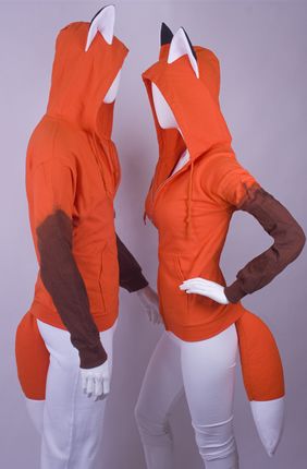 Fox pair Halloween costumes. Pair Halloween Costumes, Fox Costume, Fox Hoodie, Diy Kostüm, Animal Costumes, Cute Fox, Kawaii Clothes, Cosplay Outfits, Diy Costumes