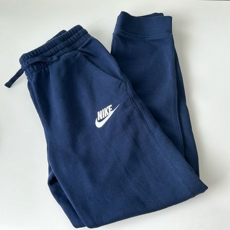 Never Worn, Soft Fabric, Nike Sweatpants Nike Sweatpants Cute, Nike Clothing Women Outfits, Nike Sweatpants Aesthetic, Nike Sweats Navy, Nike Blue Sweatpants For Loungewear, Flowy Sweatpants, Nike Sweatpants Women, Nike Blue Sweatpants, Preppy Sweatpants