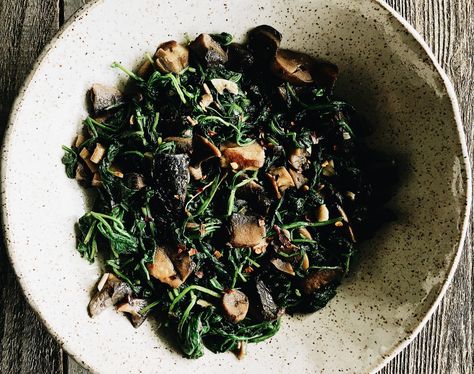 Arugula and Mushroom Sauté - Taproot Farm Mushroom Arugula, Better Diet, Stuffed Portabella Mushrooms, Leftover Mashed Potatoes, Red Chili Flakes, Cook Off, Sauteed Mushrooms, Red Chili, Side Dishes Easy