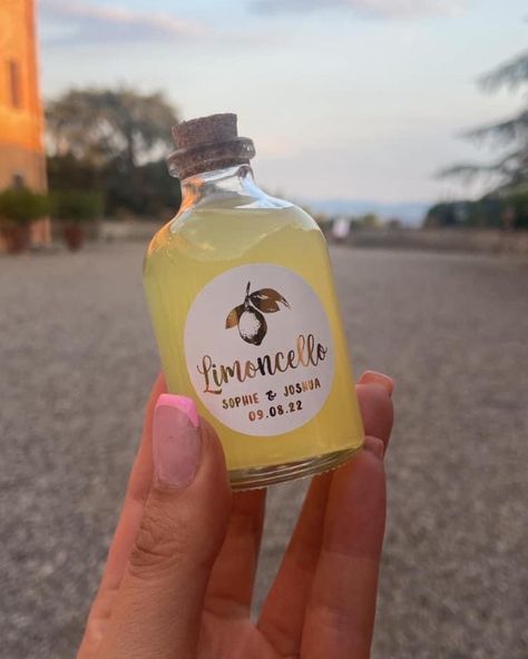 Limoncello Wedding Favor Mini Bottles, Limoncello Shots Wedding, Limoncello Seating Chart, Limoncello Wedding Favor, Wedding Themed Cocktails, Limoncello Wedding, Limoncello Favors, Bestie Wedding, Making Limoncello