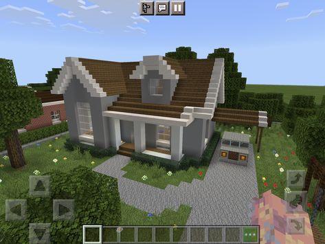 Minecraft Suburbs, Minecraft Neighborhood, Small Minecraft House, Minecraft Suburban House, Minecraft Build House, Suburban Houses, Minecraft City Buildings, Minecraft Mansion, Minecraft House Plans