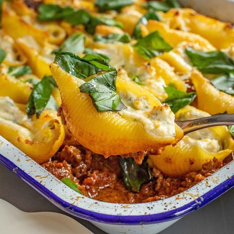 Mob — Ricotta Stuffed Shells with Bolognese Ricotta Stuffed Shells, Stuffed Shells Ricotta, Dinner Places, Parmesan Pasta, Healthy Lunch Recipes, Stuffed Shells, Us Foods, Healthy Lunch, Lunch Recipes