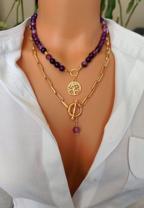 Chain Jewelry Ideas, Necklaces With Beads, Big Chain Necklace, Handmade Necklace Designs, New Necklace Designs, Purple Stone Necklace, Gemstone Jewellery Design, White Beaded Necklaces, Healing Gemstone Bracelets